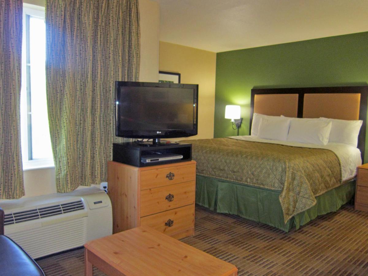 Extended Stay America Suites - Boston - Waltham - 32 4Th Ave Bagian luar foto