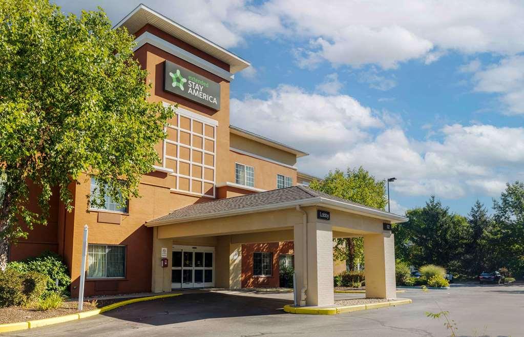 Extended Stay America Suites - Boston - Waltham - 32 4Th Ave Bagian luar foto