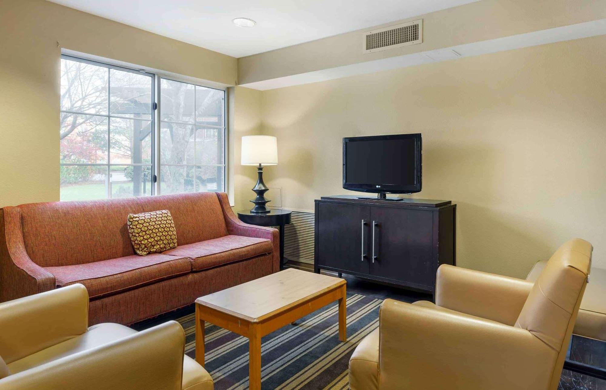 Extended Stay America Suites - Boston - Waltham - 32 4Th Ave Bagian luar foto
