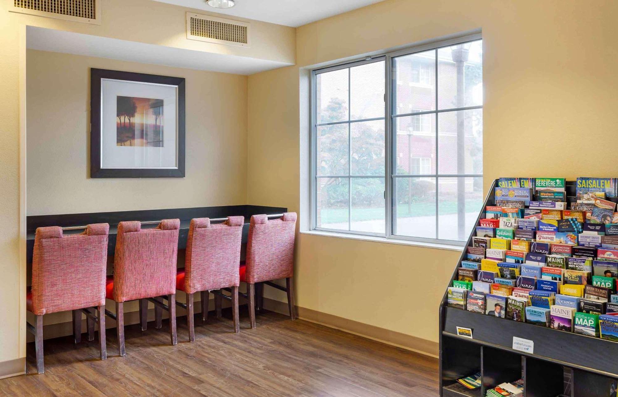 Extended Stay America Suites - Boston - Waltham - 32 4Th Ave Bagian luar foto
