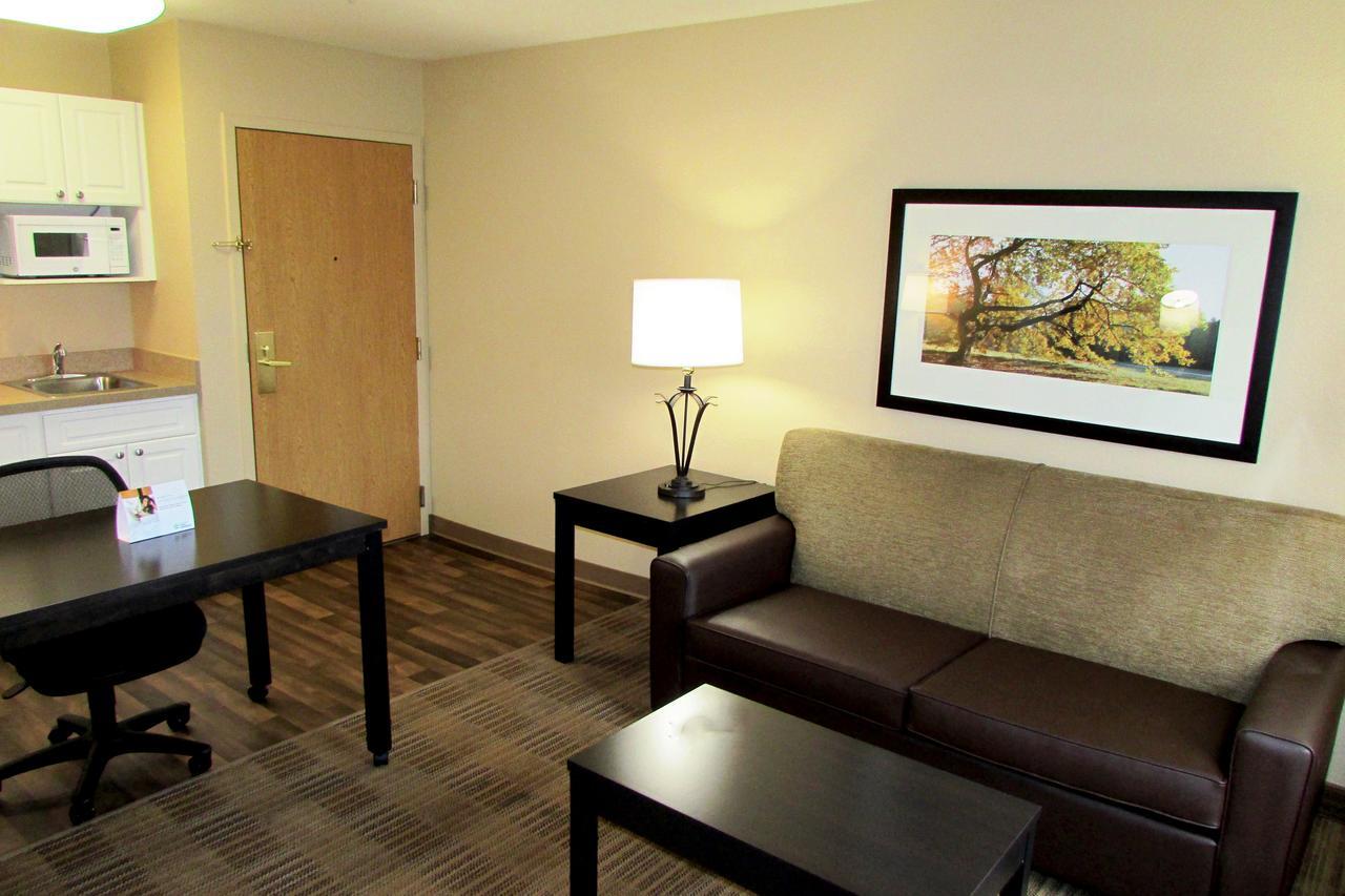 Extended Stay America Suites - Boston - Waltham - 32 4Th Ave Bagian luar foto