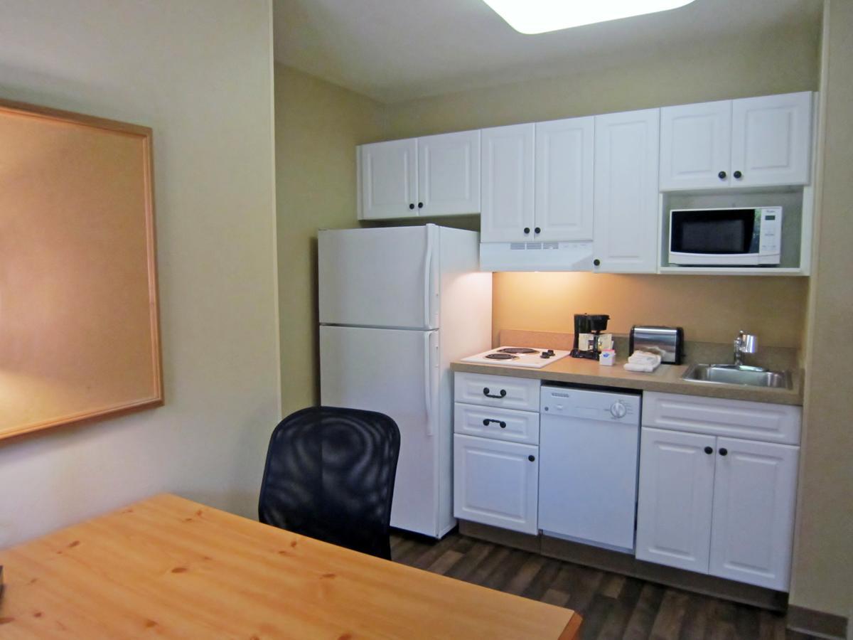 Extended Stay America Suites - Boston - Waltham - 32 4Th Ave Bagian luar foto