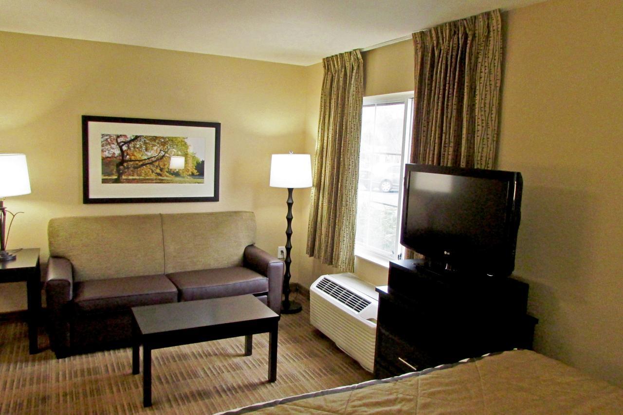 Extended Stay America Suites - Boston - Waltham - 32 4Th Ave Bagian luar foto